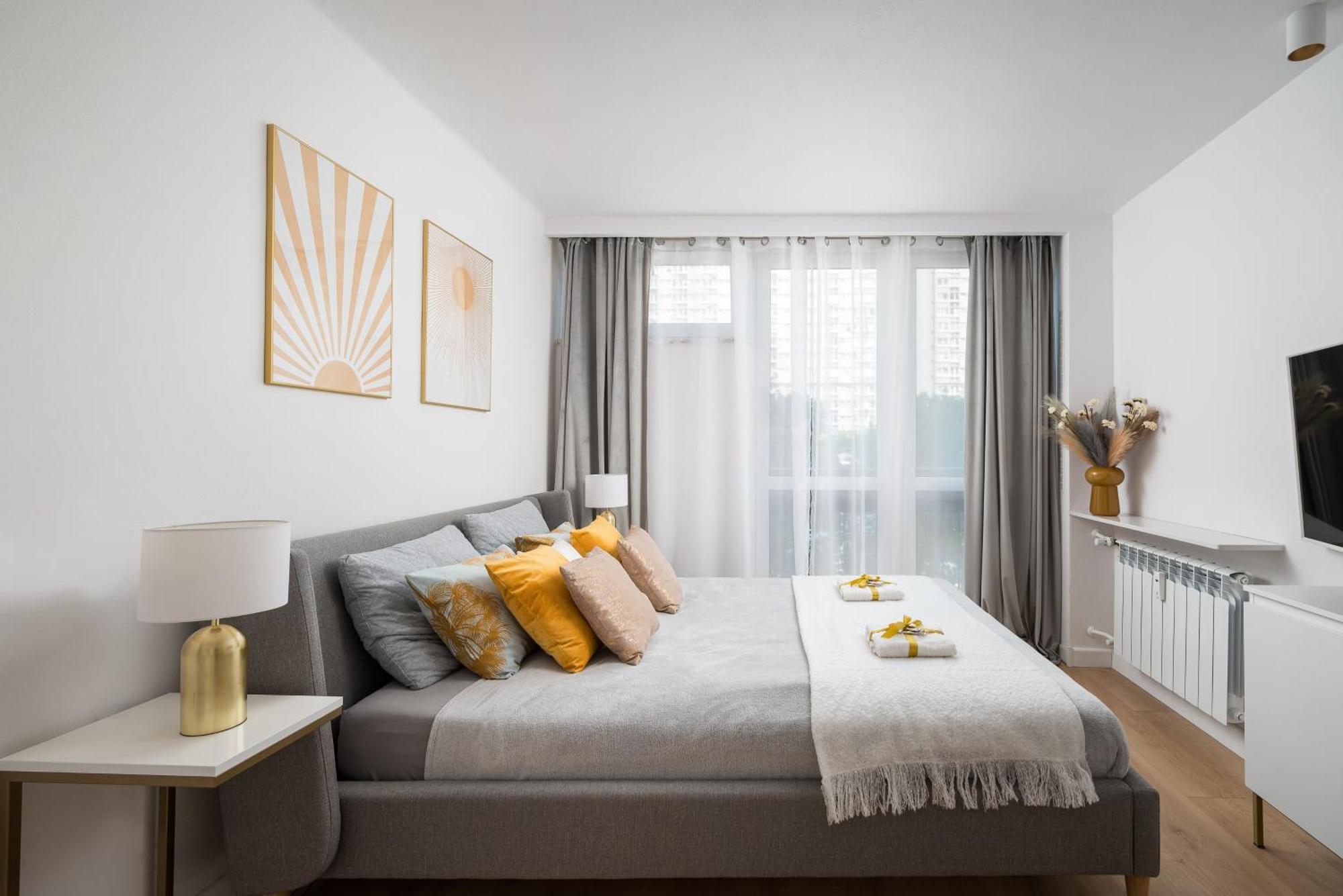 Gold Premium Central Suite 950 M To Central Station Parking Varšava Exteriér fotografie